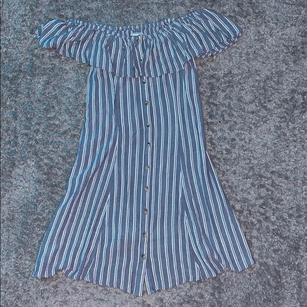 Off-the-shoulder, blue dress with white stripes